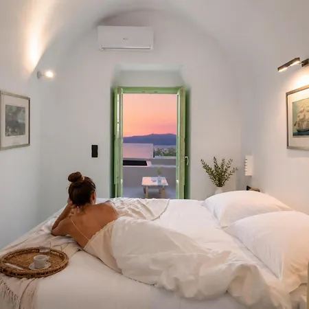 Mamma Mia Santorini Suites-volcano -caldera -sunset View Aparthotel