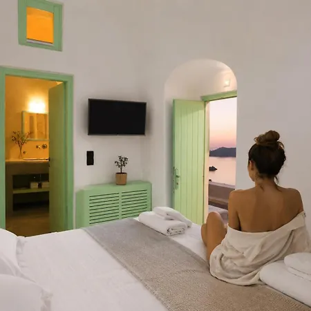 Mamma Mia Santorini Suites-volcano -caldera -sunset View
