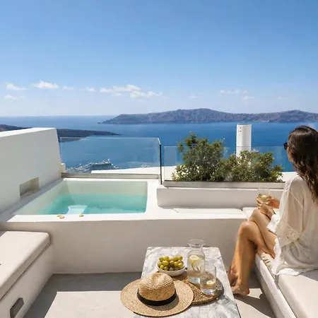 Aparthotel Mamma Mia Santorini Suites-volcano -caldera -sunset View Firá