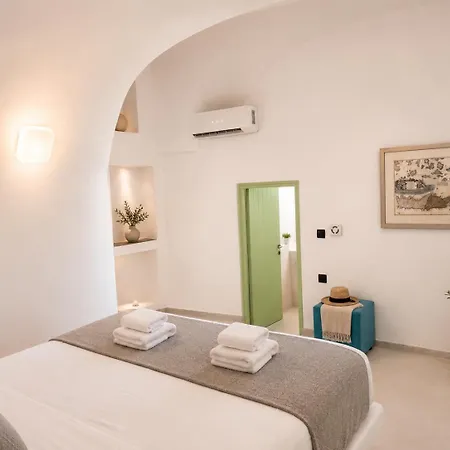 Aparthotel Mamma Mia Santorini Suites-volcano -caldera -sunset View 3*