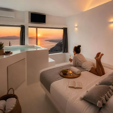 Mamma Mia Santorini Suites-volcano -caldera -sunset View Aparthotel 3*